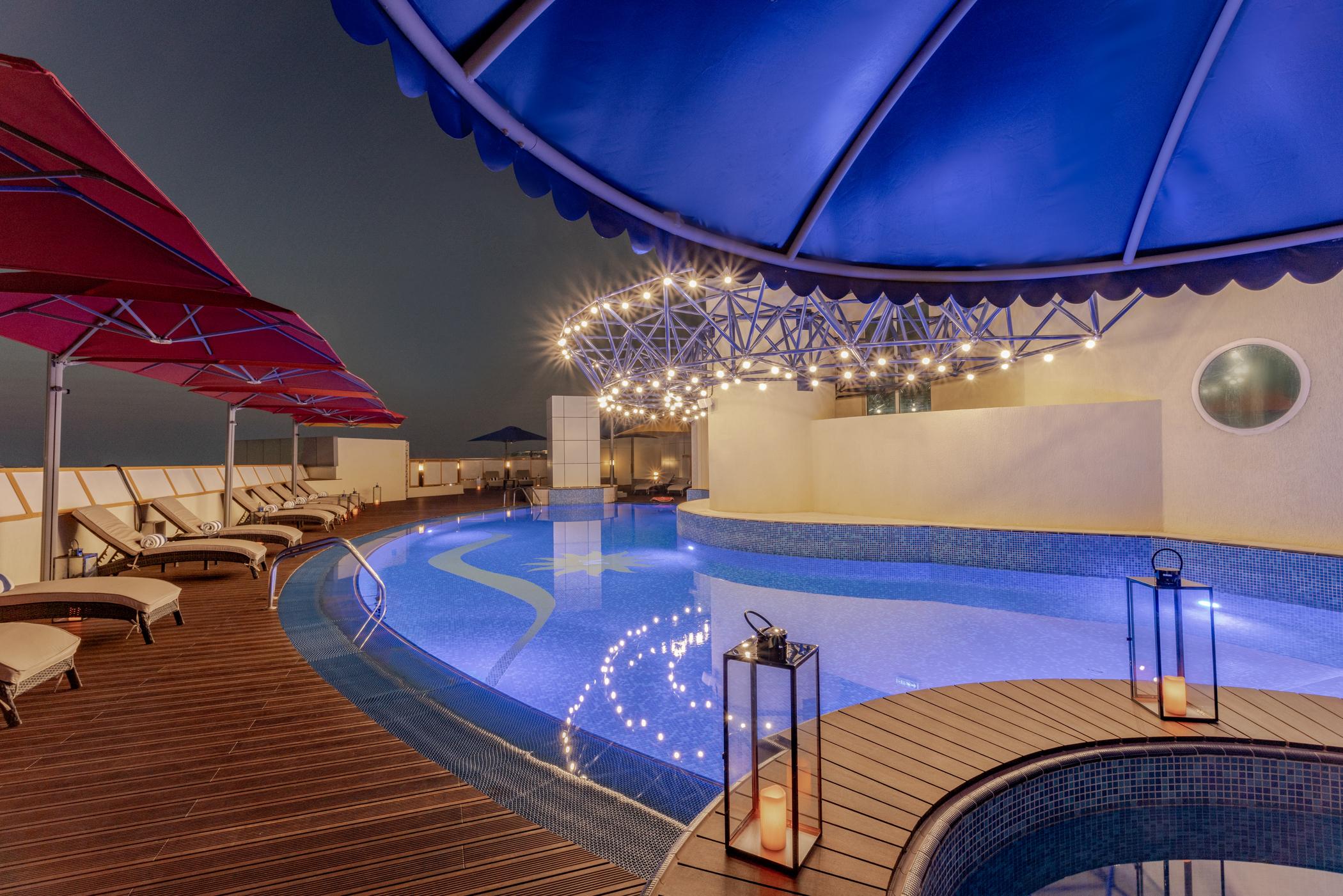 Leva Hotel Mazaya Centre Dubai Exterior photo